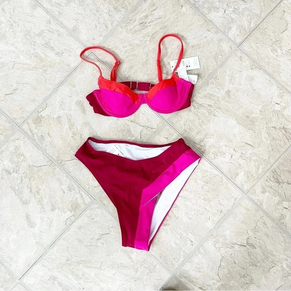 Cupshe Other - NWT Cupshe Colorblock Hidden Wonders Top XS & V-Front Bikini S Bottom Barbiecore